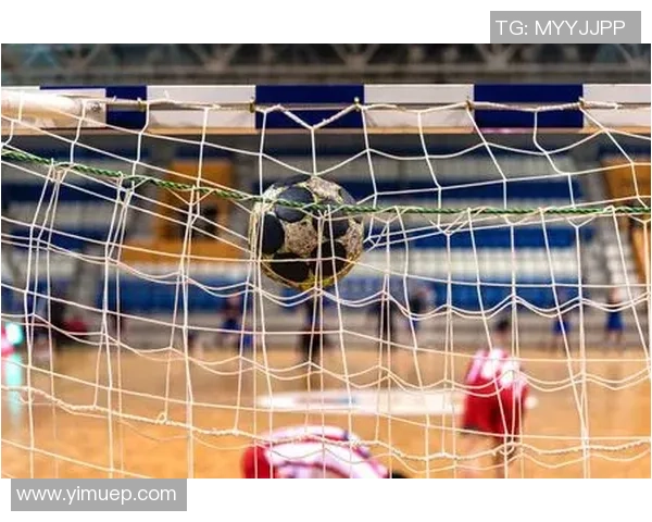 从手球到足球聚焦跨界球星的成长历程与运动魅力深度解读